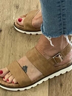 Boutique By Corkeys sandals Size 9 - NWT